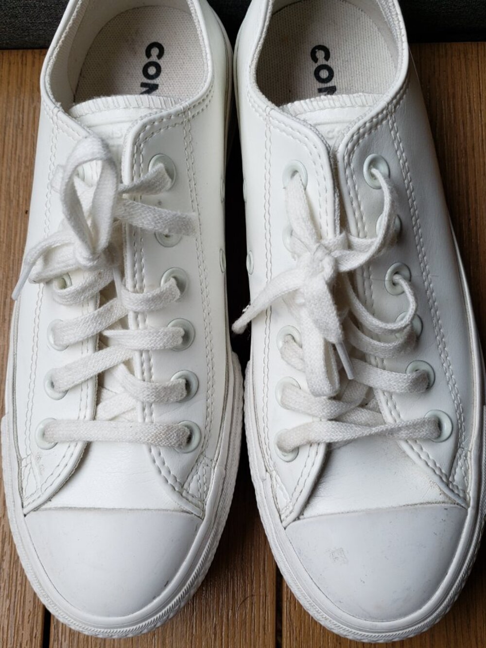 EUC CTAS Converse retro old school classic monochrome white (6.5) KICKS